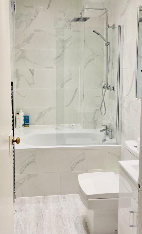 Clean Peaceful Accommodation For 1 Or 2 Guests Édimbourg Extérieur photo
